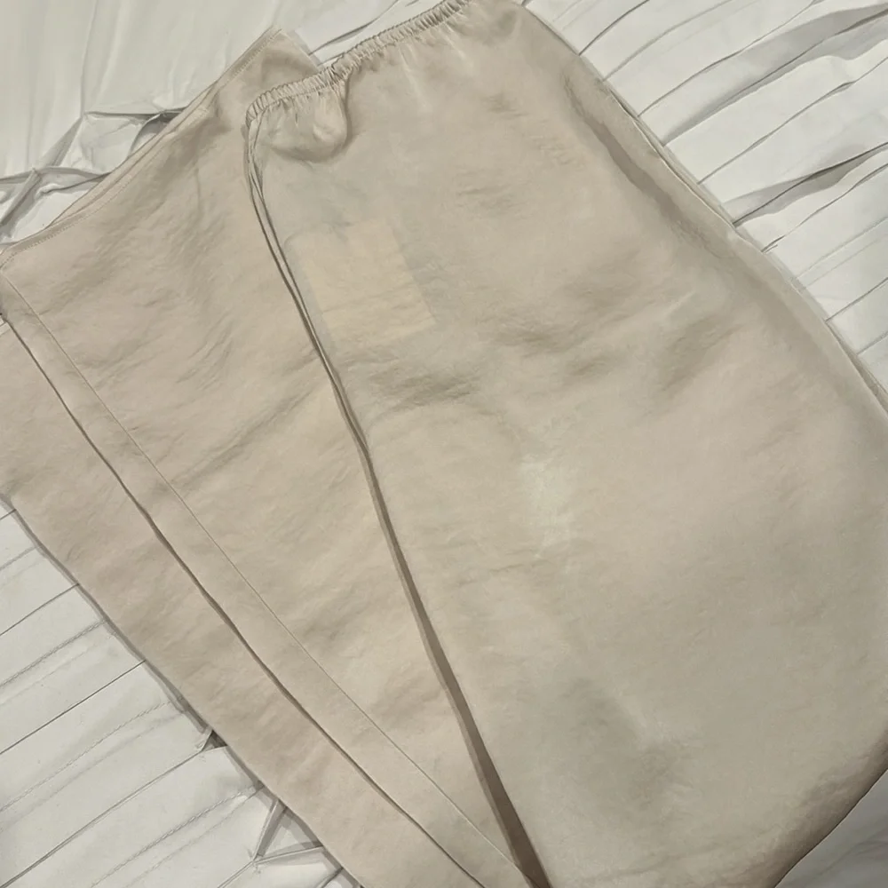 Zara Satin Pant - Oyster White - Picture 4 of 5